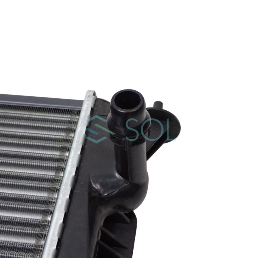 新品　アウディA5ラジエーター 8W0121251AK Audi（アウディ） ラジエーター コアサポート ラジエター サポート