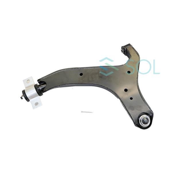 E51エルグランド用 ロアアーム純正品未使用左右セット 日産 エルグランド(E51 ME51 MNE51 NE51) フロント ロアアーム