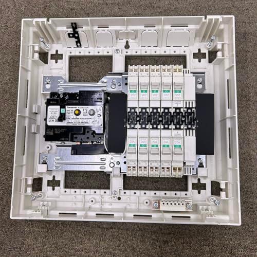 パナソニックPanasonic コスモパネル スタンダード 標準タイプ リミッタースペース無 10+2 30A BQR83102 |  | 03