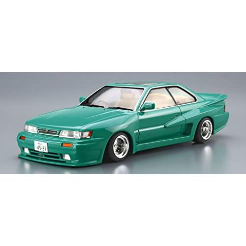 青島文化教材社 1/24 ザ・ハイソカーシリーズ No.3 ニッサン F31レパード プラモデル 成型色 |  | 01