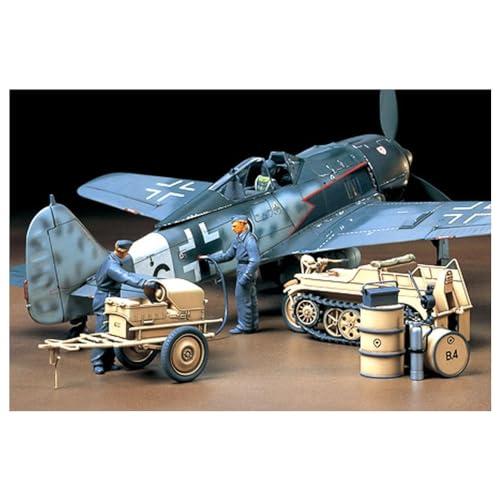 タミヤ 1/48 ミリタリーミニチュアシリーズ No.33 ドイツ陸軍 航空機用電源車 ケッテンクラート牽引セット プラモデル 32533 |  | 01