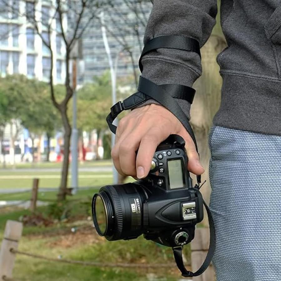 サムコス カメラ ショルダー ネック 長さ調節可能 カメラ ストラップ 一眼レフ コンパクトカメラ デジカメなど用 ブラック |  | 06