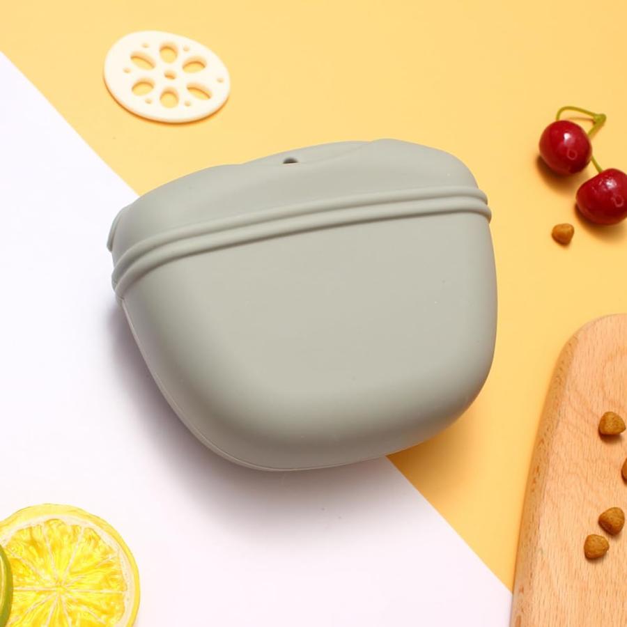 DFsucces 犬用おやつポーチ ペット用品 訓練グッズ お散歩バッグ シリカゲル 防水シ 訓練 外出用 散歩時の持ち運びに便利 グレー |  | 04