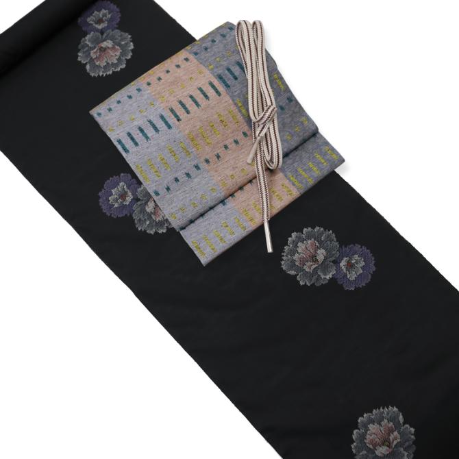 本場大島紬 地空 有色 花紋 牡丹 奄美大島 泥染 7マルキ 谷崎絹織物