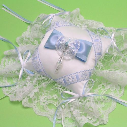 ウェディング リングピロー完成品　メリー　クリスタルドロップ付き | 