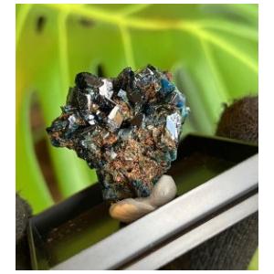 ラズライト（天藍石）カナダ ユーコン産 天然石 原石 標本