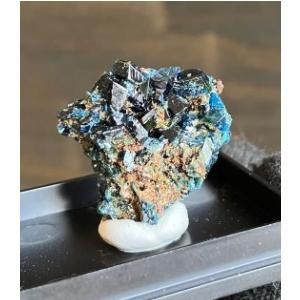 カナダ　ユーコン産　天藍石（ラズライト） カナダ Yukon準州産 ラズライト(天藍石) – 天然石ハッピーギフト