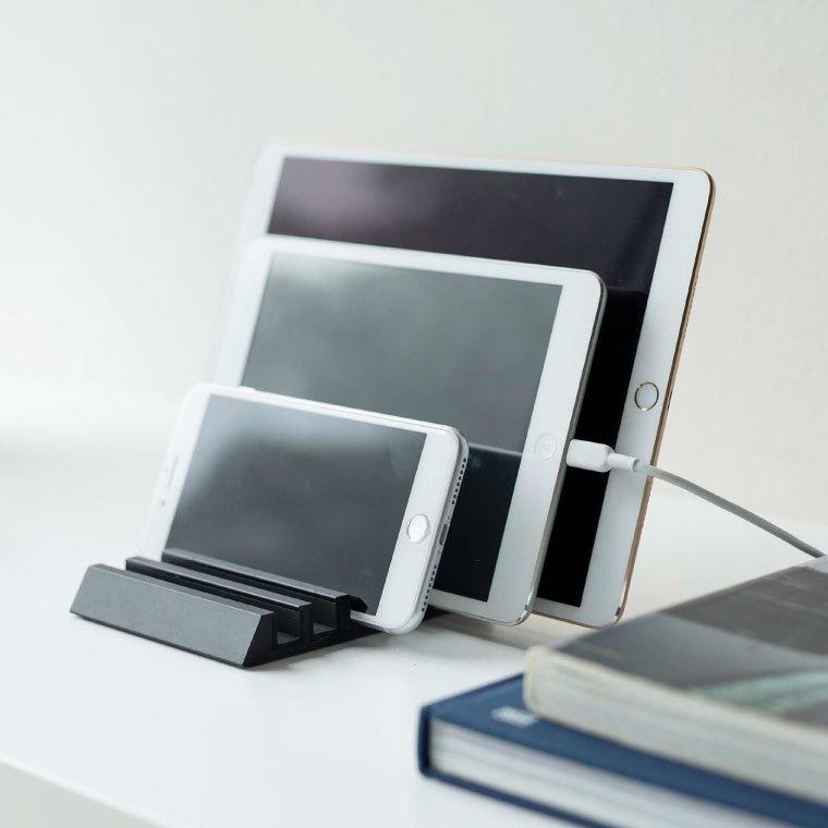 山崎実業 Tower タブレットスタンド ホワイト ブラック 5274 5275 スマートフォンスタンド スマホスタンド スマホ置き 複数 収納 タワー ソムリエ ギフト Paypayモール店 通販 Paypayモール