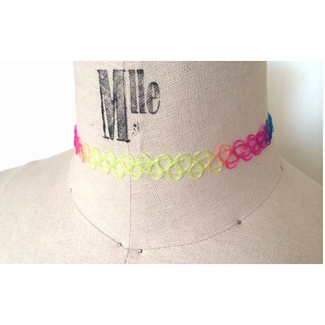 メーカーより直送商品 TATTOO　CHOKER　RAINBOWタトゥーチョーカー　レインボー｜sonaeparks