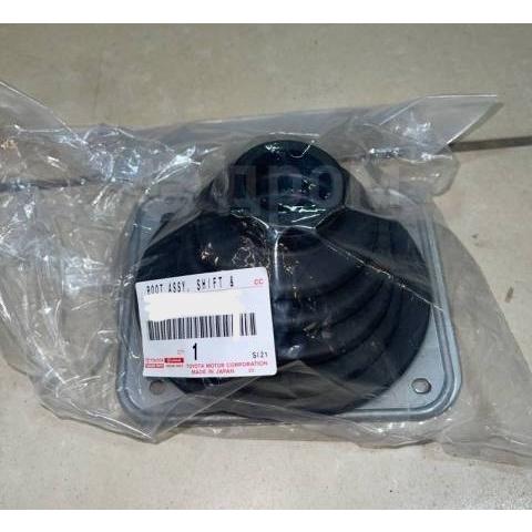 ★ トヨタ 純正 新品  ヴェロッサ JZX110 マーク2 MT用 シフトブーツ | 