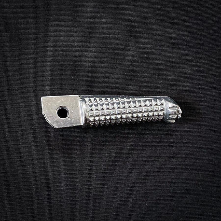 ★ ヤマハ  純正 新品 YZF-R25 YZF-R3 MT-25 MT-03 ステップペグ フットレスト メインステップ 右 足回り ステップバー ライダーステップ ペグ | 