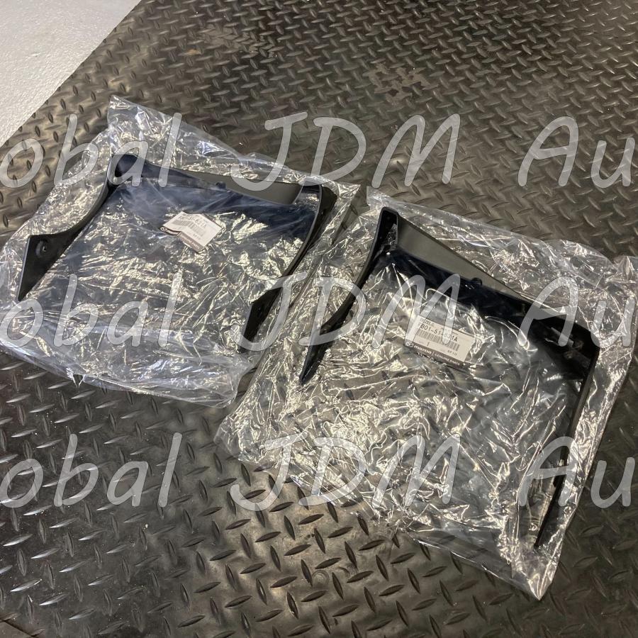 ☆在庫限り マツダ 純正 新品 FC3S RX-7 ヘッドライトベゼル 左右