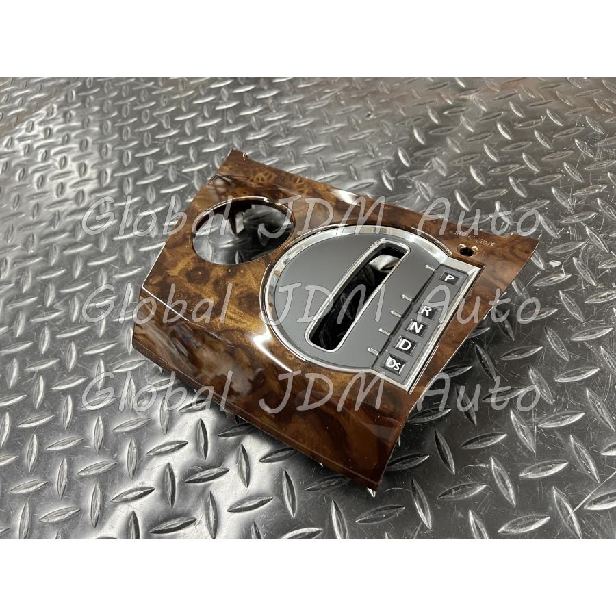デリカD5 純正 シフトパネル 時計付き 三菱 純正 新品 CV5W デリカ D:5 D5 MC前 シャモニー AT シフトパネル