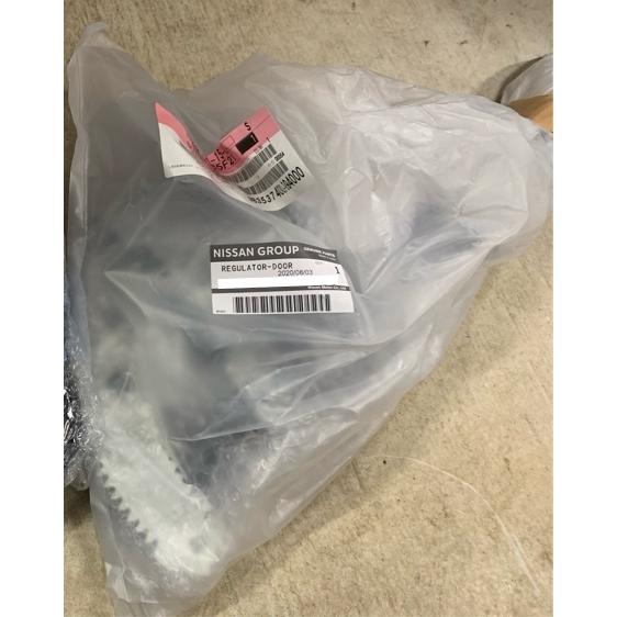 ☆ 日産 純正 新品 シルビア S15 パワー ウインドウ レギュレーター 