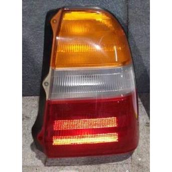 3-1783 未使用品　トヨタ純正　クリアリヤコンビランプ トヨタ純正 OP オプション 200系 ハイエース 1型 2型 3型 4型