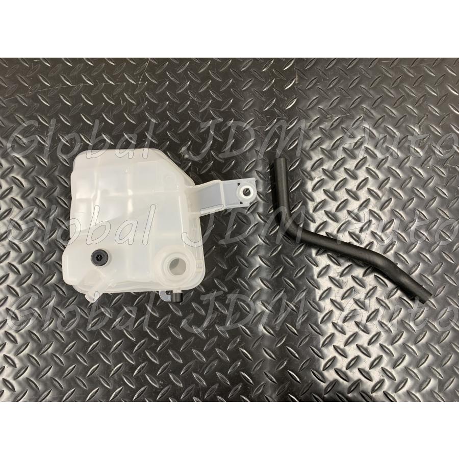 ☆ トヨタ 純正 新品 GRヤリス 後期 改良型 リザーブタンク バイパス