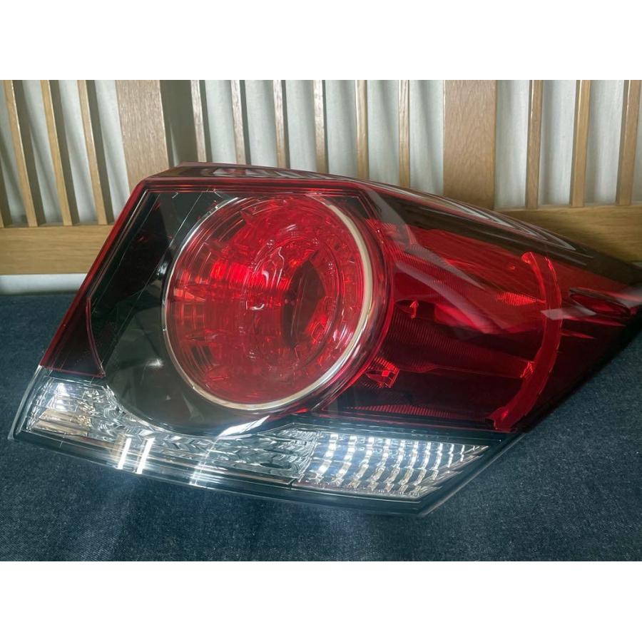 ☆ トヨタ 純正 新品 AWS210 クラウン テールランプレンズ 『右側