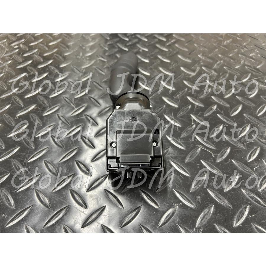 ★ トヨタ 純正 新品 間欠ワイパースイッチ ヤリス カローラ アクア Zグレード クロス ツーリング 流用 |  | 02