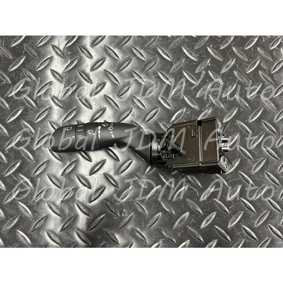 ★ トヨタ 純正 新品 間欠ワイパースイッチ ヤリス カローラ アクア Zグレード クロス ツーリング 流用 |  | 01