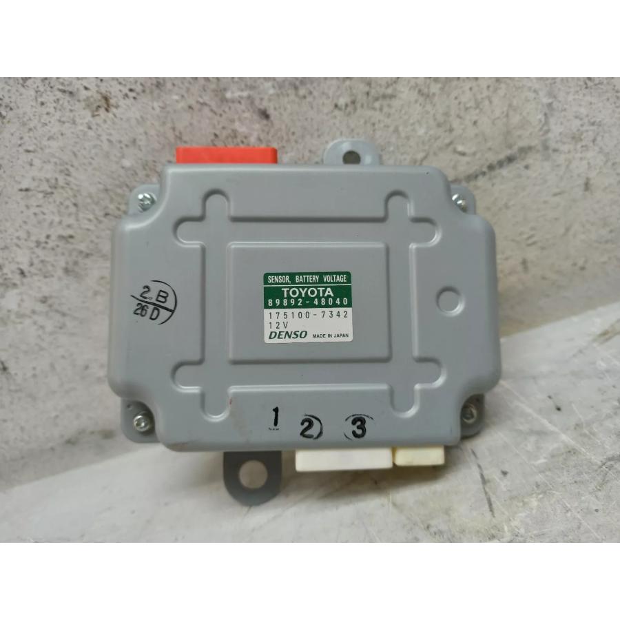 ☆ レクサス 純正 新品 RX450h 200t AGL20 GYL20 バッテリーボルテージ 