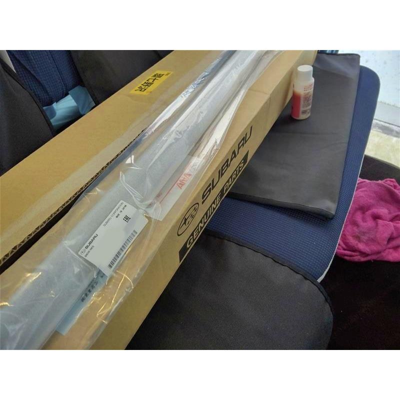 ☆ スバル 純正 新品 サンバーバン ドア水切りモール ウェザー