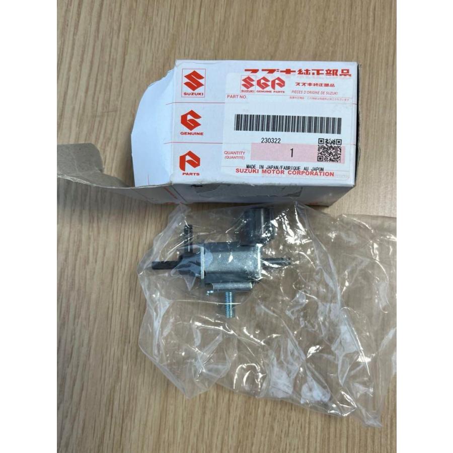 【新品未使用未開封】スズキ純正　3WAYソレノイドバルブ ☆ スズキ 純正 新品 DA64V DA64W キャリィ エブリィ 3ウェイ