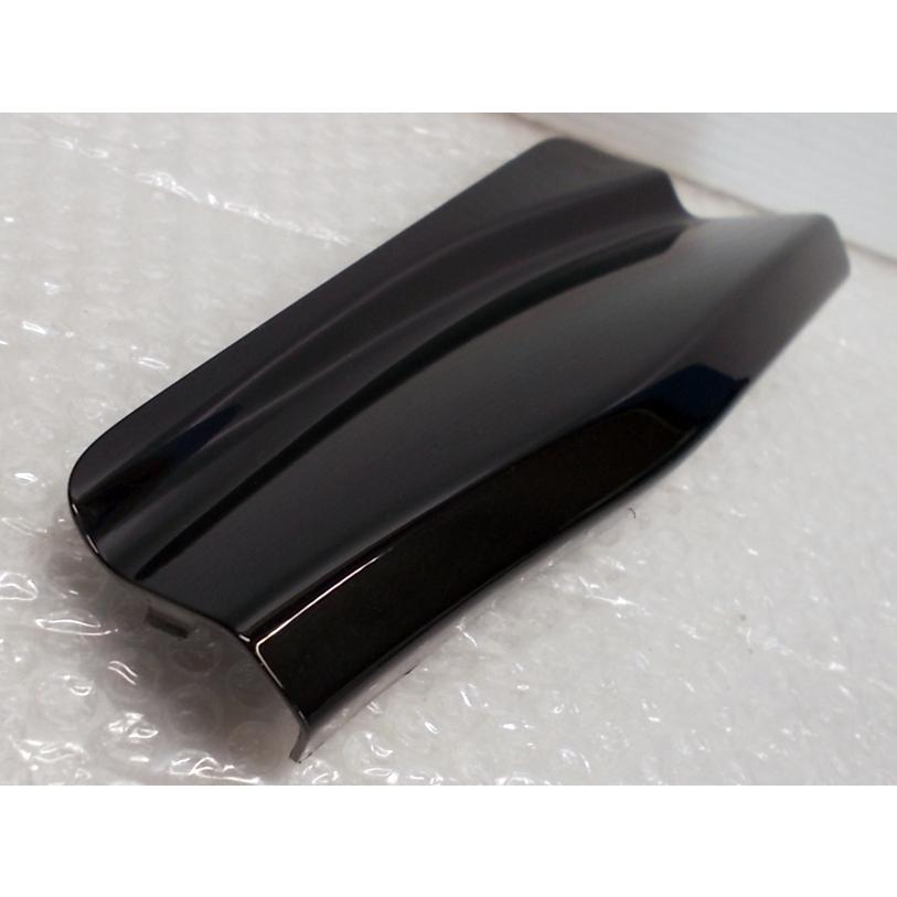 新品 スズキ純正 ソリオ MA15S 前期 フロントスポイラー 牽引フックカバー スズキ 純正 新品 ソリオ MA15S 前期 フロントスポイラー 牽引フック