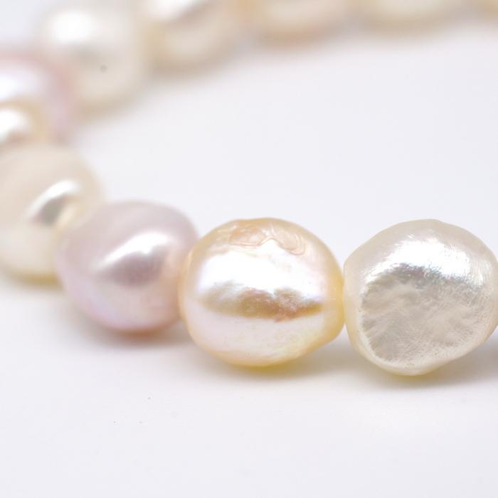 淡水パールロングネックレス 8.5〜9mm バロック マルチカラー 淡い