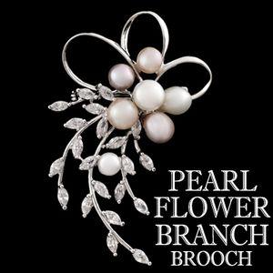 花 フラワー ブローチ パール スワロフスキー 真珠 パールブローチ キュービックジルコニア 入学式 卒業式 broach｜soo-soo