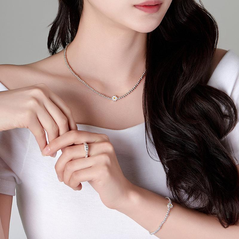 ネックレス デイジー シルバー ボールチェーン ネックレス 韓国アクセサリーの画像