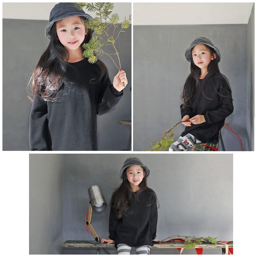 【SOON 再入荷】ブラック シンプル ロング Tシャツ 長袖 ストレッチ ラウンドネック トレーナー 韓国子供服 韓国服 子供服 キッズ ジュニア 女の子 男の子ップス|soon5th|03