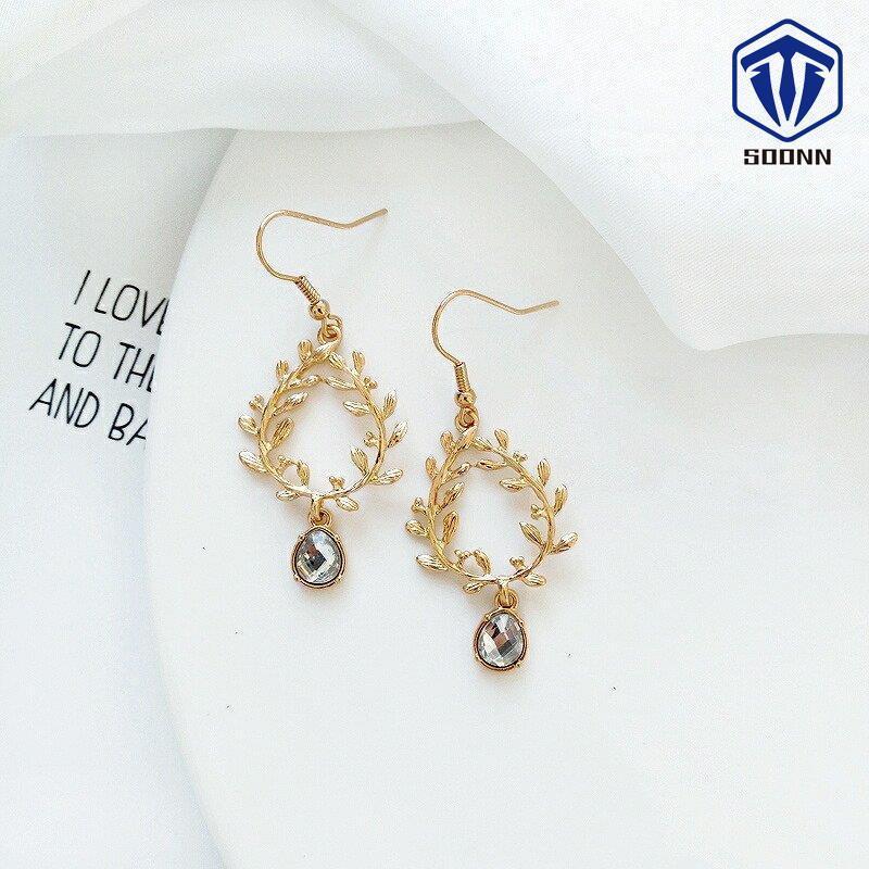 22年製 新品 ピアス 華やか Top ファッション フープ お呼ばれ サークル型 結婚式 イヤリング ギフトok 金属アレルギー その他レディースアクセサリー カラー グリーン ピアス Power E Ru