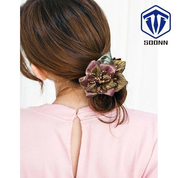 レディースアクセサリー 等級以上 バナナクリップ ヘアクリップ ヘアアクセサリー ヘアアレンジ 花 ビジュー ゴージャス アップスタイル ハーフ アップ まとめ髪 シック ピンク ママ Fsxxej0ic4 Www Shahjahanmosque Org Uk