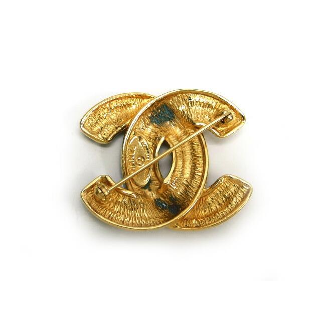 CHANEL シャネル　ブローチ　ゴールド　マトラッセ　ヴィンテージ　ココマーク CHANEL シャネル マトラッセ ココマーク ゴールド金具 ブローチ