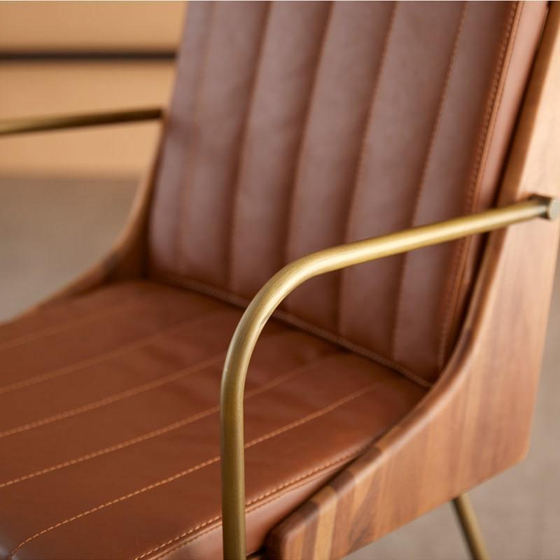 ダイニングチェア チェア 肘付き 細脚 レザー 風 キャメル