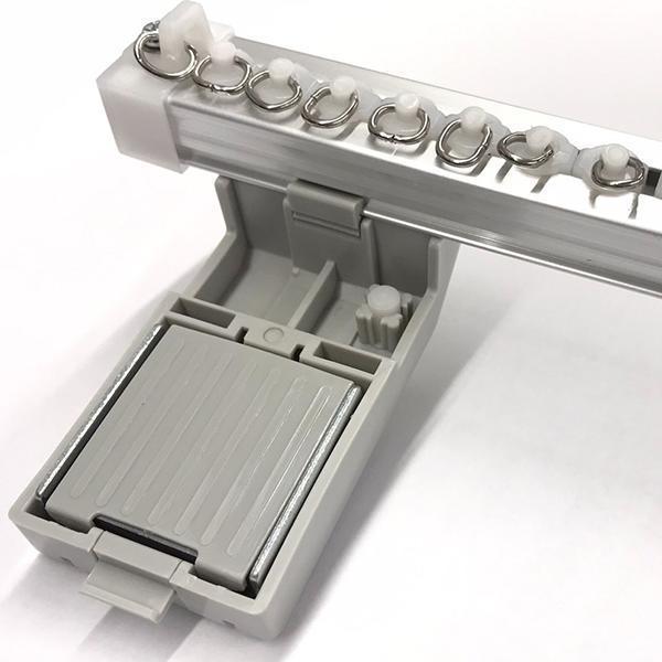 マグネットブラケット付きレール L1500mm カーテンレール マグネット止 スチール棚 ブラケット4個 キャップ2個 ランナー12個 工具不要 オフィス家具 法人様限定_3
