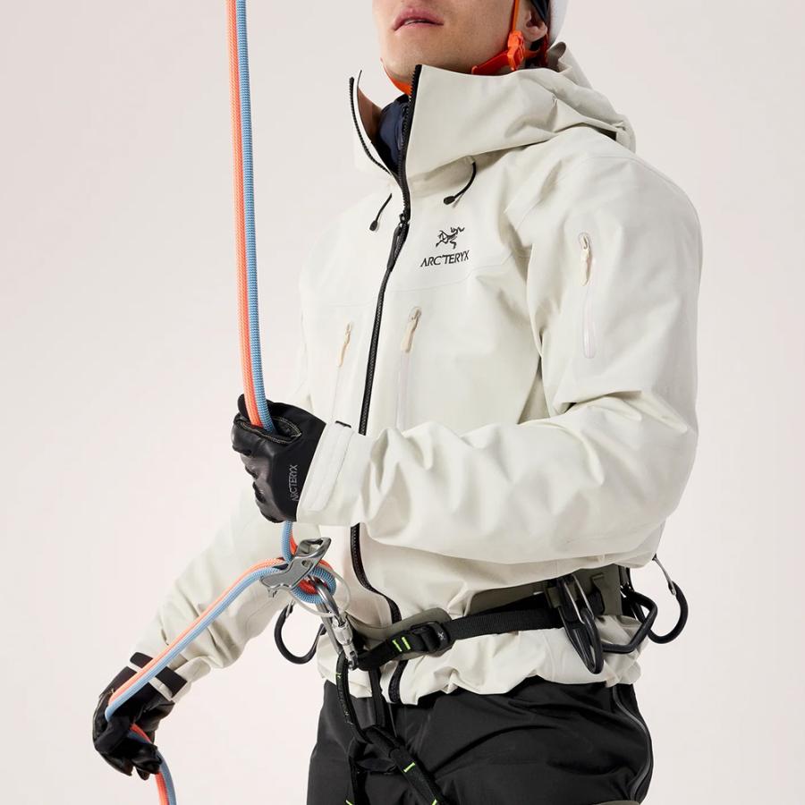 アークテリクス マウンテンパーカー メンズ アルファSVジャケット メンズ ARC'TERYX X000009899 正規取扱品の画像