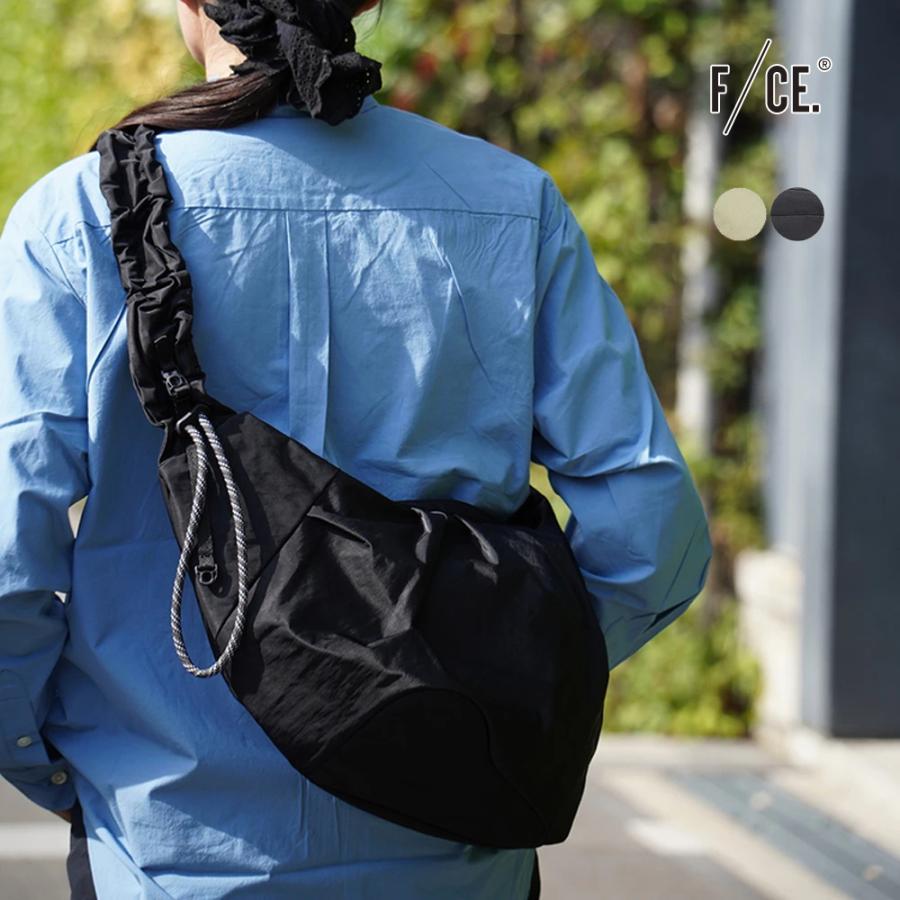 SALE エフシーイー ボディバッグ メンズ レディース 大きめ F/CE. F/CE.（エフシーイー） ボディバッグ メンズ レディース テクスチャー