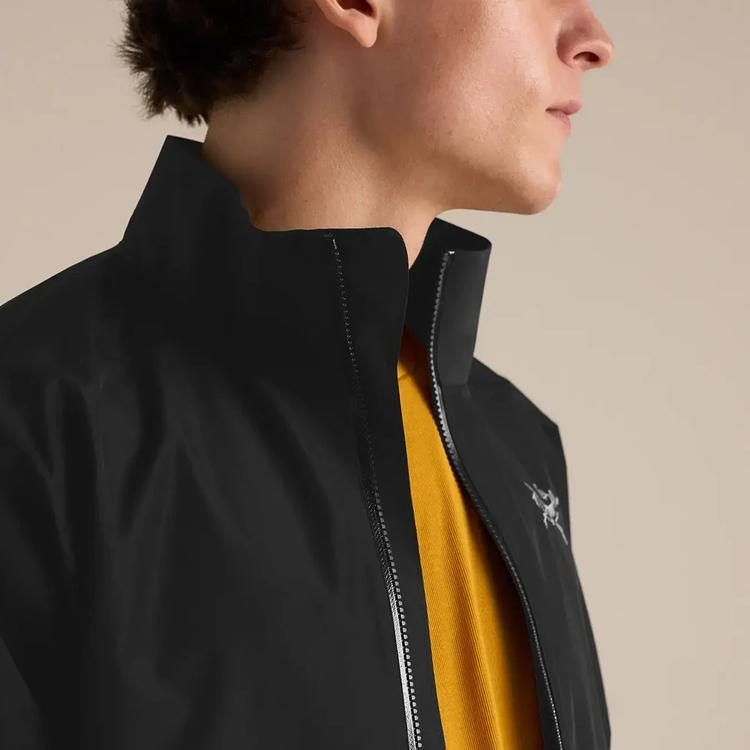 ARC'TERYX（アークテリクス） ナイロンジャケット メンズ ソラノ
