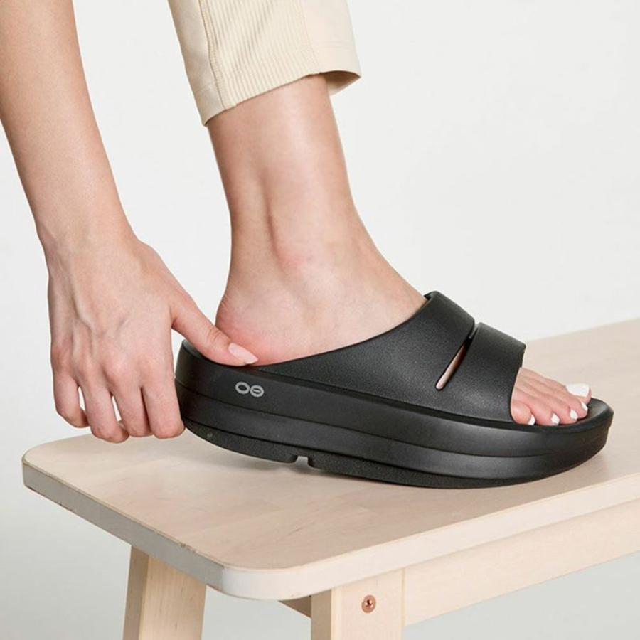 OOFOS（ウーフォス） サンダル レディース OOFOS OOMEGA OOAHH