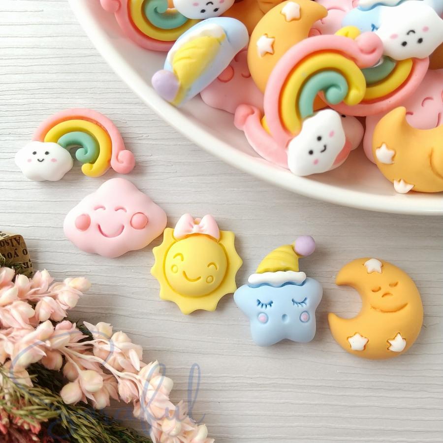 デコパーツ お空の仲間 月 星 太陽 虹 雲 貼り付けパーツ 5個 D-0061