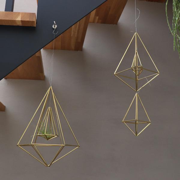 new breeze✥真鍮製 ハンドメイド モビール✥n21 お探しの方もいるのでは？「ningulu」の‟大人”な真鍮プランツハンガー