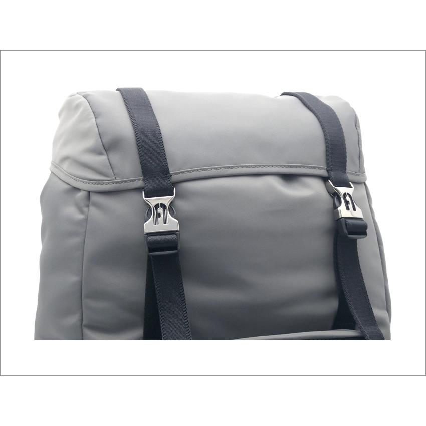 フルラ FURLA MAN COSMOバックパック M LIGHT LAPIS グレー MB00038_S50000_1057_2548S コスモ フラップ式 ナイロン リュックサック A4対応 メンズ｜sorfege｜07