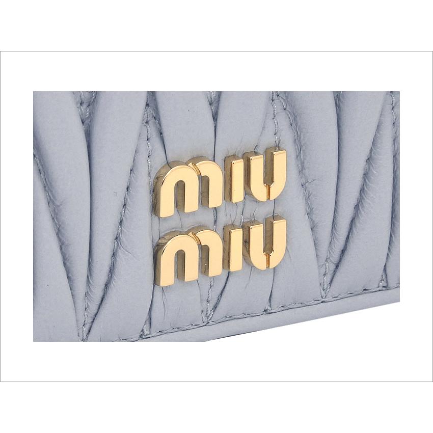 ミュウミュウ MIUMIU  マテラッセレザー 折り財布 5MV204_2FPP_F0591 MATELASSE'MIU FIORDALISO コーンフラワーブルー miumiu ナッパレザー(羊革)2つ折り｜sorfege｜04