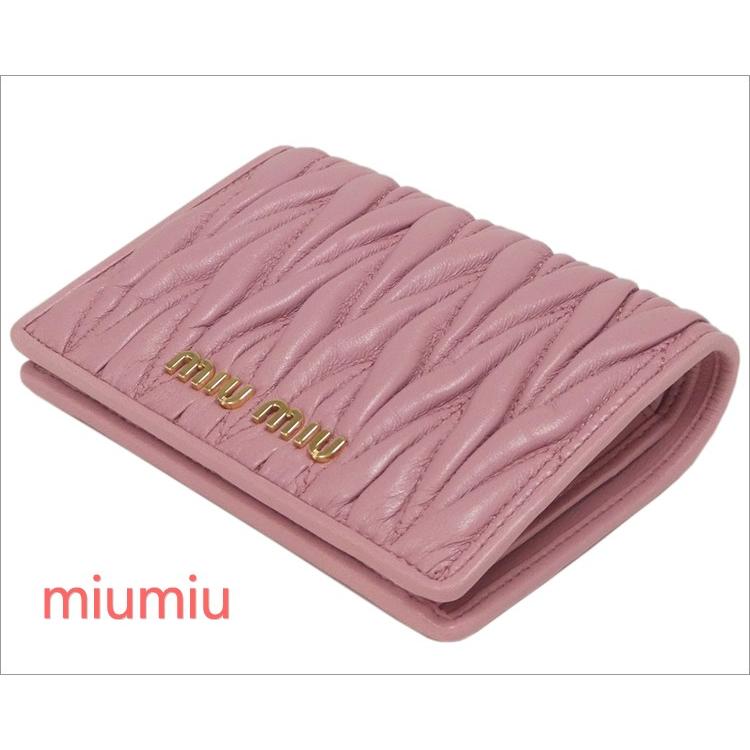【美品】miumiu ミュウミュウ マテラッセ 財布 ピンク系 miu miu（ミュウミュウ） マテラッセレザー 二つ折り財布 5ML024-AFPP