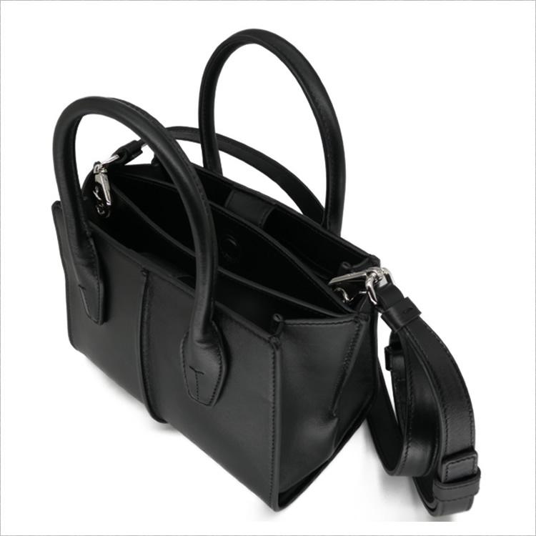 TOD'S トッズ ホリー バッグ ミニ XBWAONA0100RORB999 レザー製