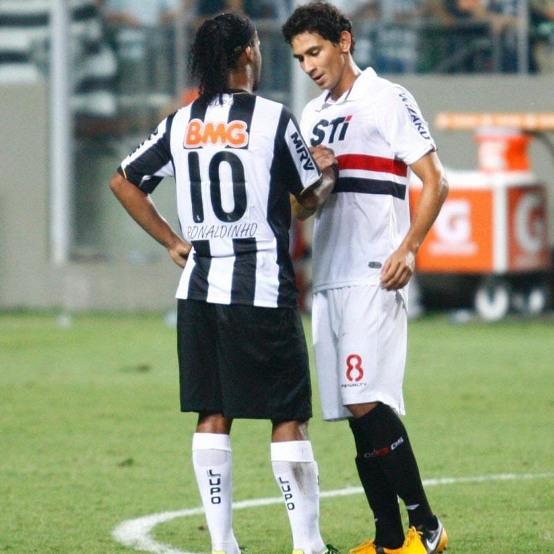 ロナウジーニョ 10番 アトレチコミネイロ公式レプリカユニフォーム