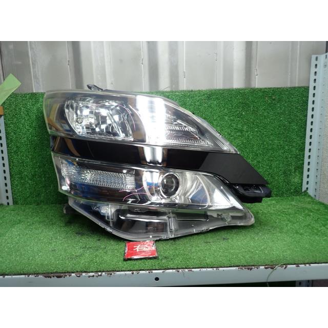 ヴェルファイア DBA-ANH20W 右ヘッドランプASSY 202 81110-58221