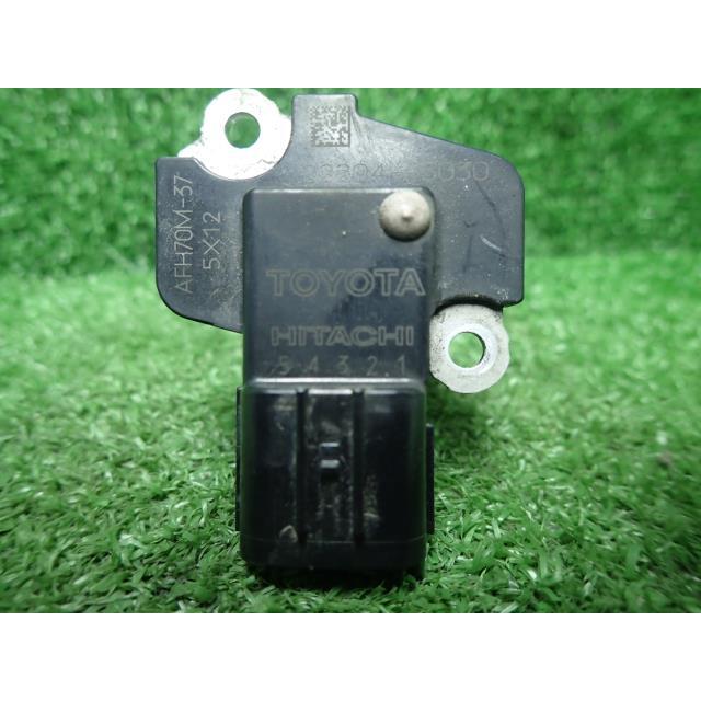 ハイエース CBF-TRH200V エアフロメーター 058 22204-75030 : 創新