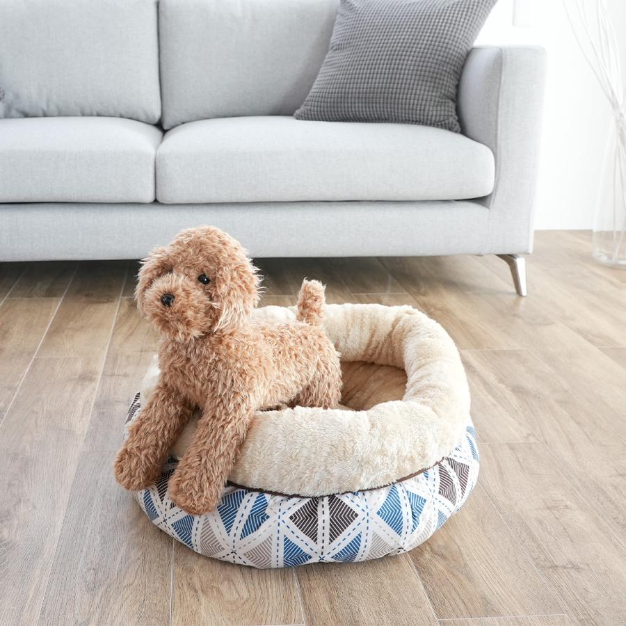 北欧柄 つぼ型 ペットベッド Mサイズ 55×25cm 小型犬 ふわふわ 冬